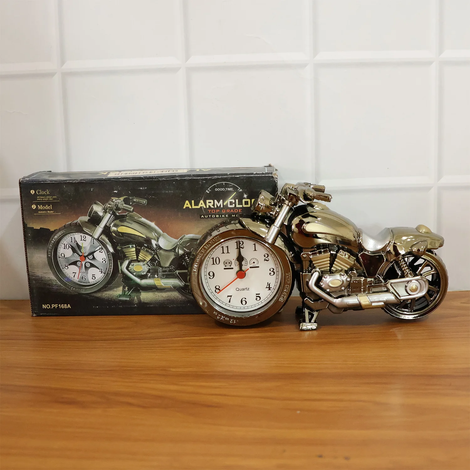 Table Clock - Image 2