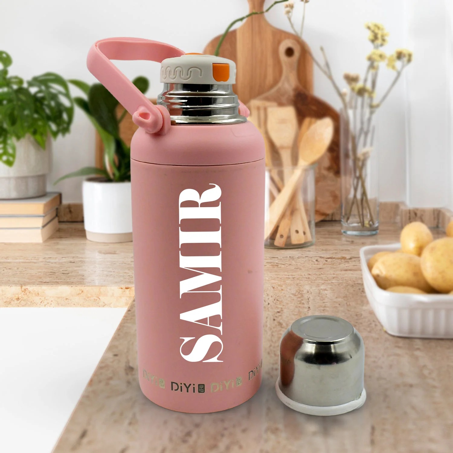 Stainless Steel bottle with Vacuum Insulated Cup - Image 3