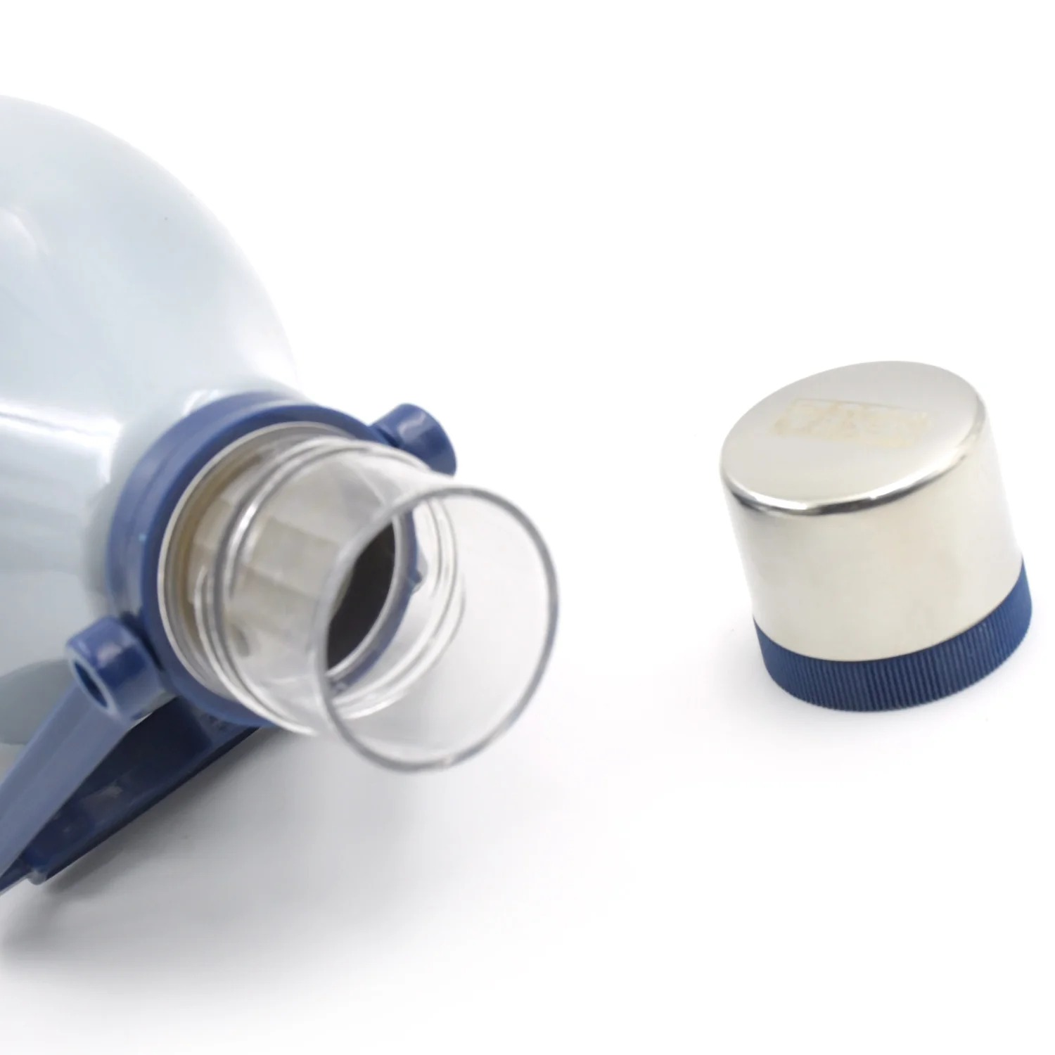Insulated Leakproof Sports Water Bottle - Image 5