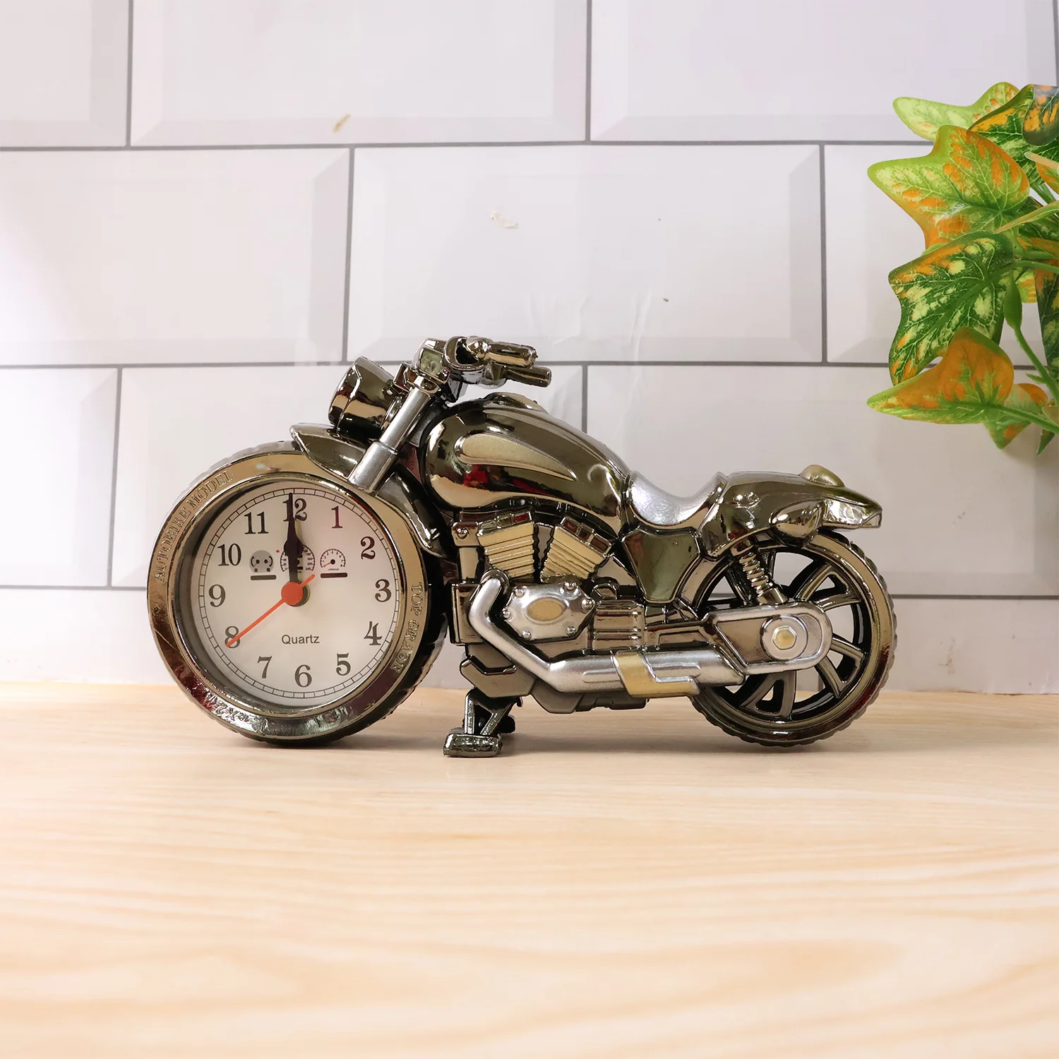 Table Clock - Image 5