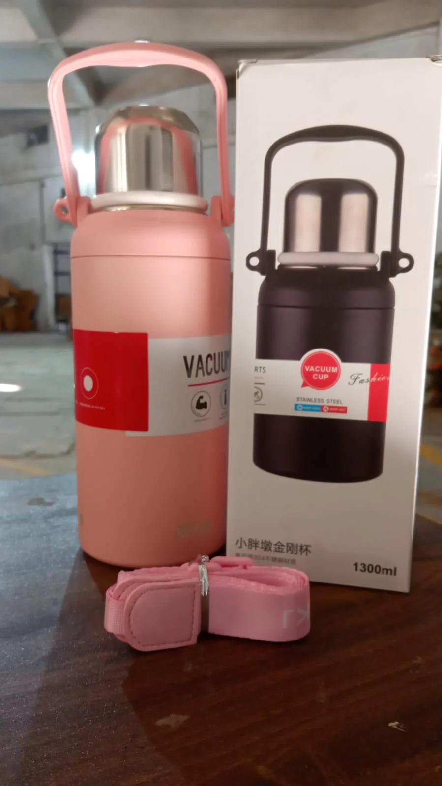 Stainless Steel bottle with Vacuum Insulated Cup - Image 2